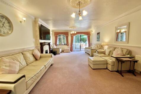 Large Living Room