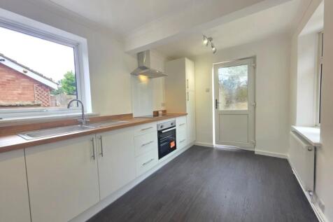 Ashdale Drive, ST16 1TF photo 4