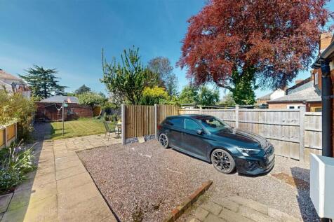 Wenlock Road, 86, Garden rear.jpg