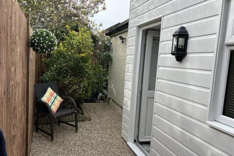 Studio Entrance H...