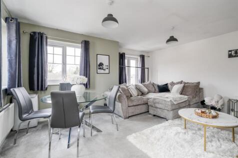 63 New Meadow Close_8.jpg