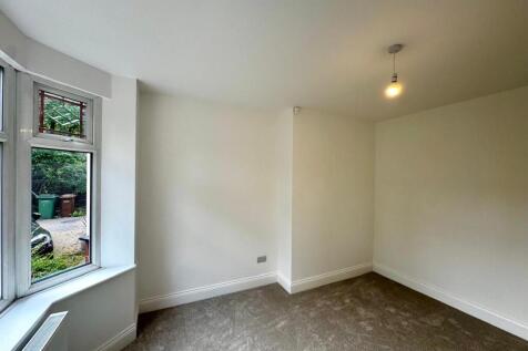 Beech Avenue, Stockport photo 5