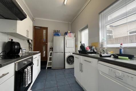 Dawlish Road, Selly Oak, West Midlands, B29 photo 3