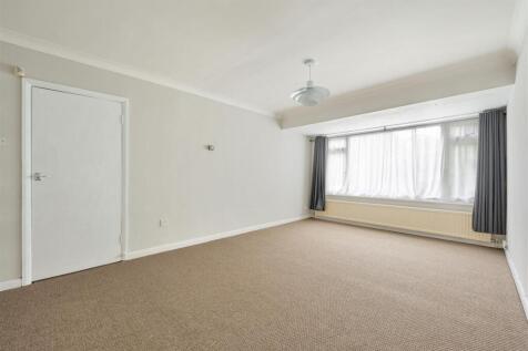 Willridge Court, E11