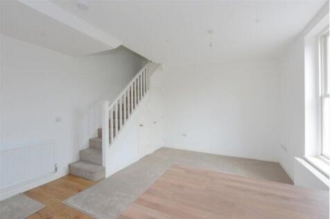 1 Canal Side, Castlefields, Shrewsbury, SY1 2RS photo 4