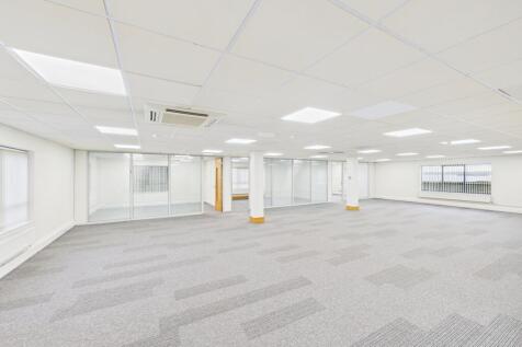 Office to rent Image 4