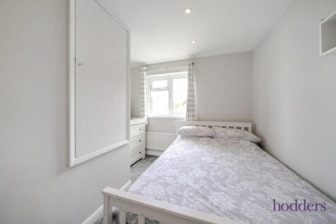 8b3929ae-4507-476...