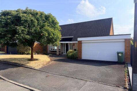 Tye Gardens Stourbridge 1.jpg