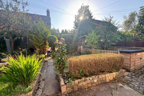 High Street, Marlborough, Wiltshire, SN8 1AF photo 4