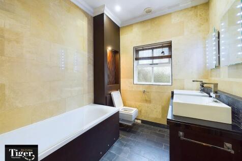 CAM03440G0-PR0242...