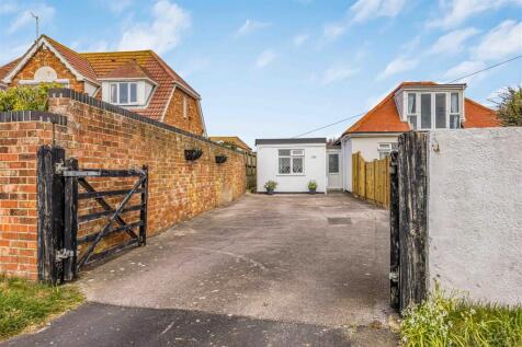 106A Sea Front, Hayling Island-Small-PorticoMarket