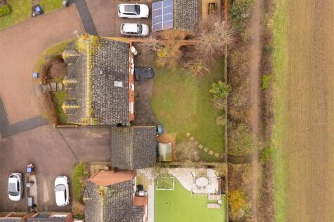 4 Parnell Close (34).jpg