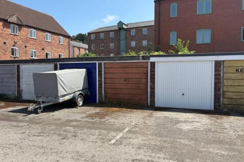 Parking &amp; Garage