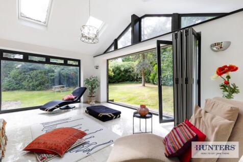 96880_Greenacres-Esholt-Avenue-Guiseley (24) - Cop