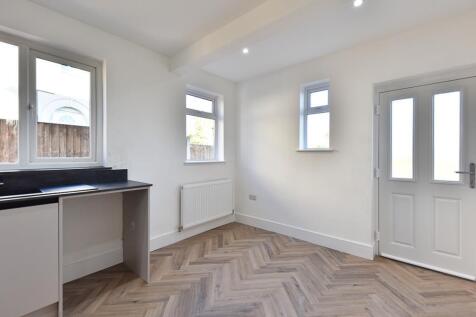 Arthur Crescent, Carlton, Nottingham photo 4