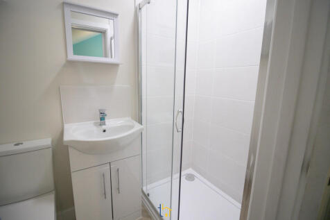 Winchester Avenue, Leicester photo 5