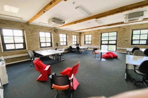 Office to rent Image 3