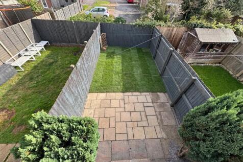 Raleigh Gardens, Burnham On Sea, Somerset, TA8 photo 3