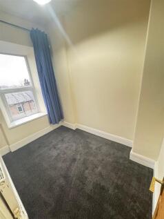 Manley Street place , Brighouse photo 5