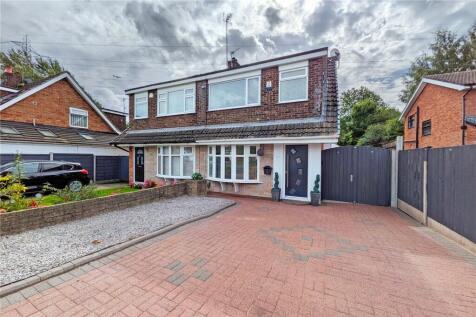 Stockport, SK4 - property photo