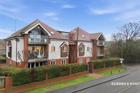 Chigwell Heights