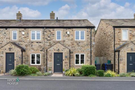 Barnoldswick, BB18 - property photo