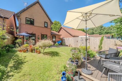 103 Daffodil Court-17.jpg