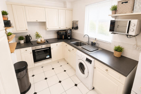 KITCHEN NEW.png
