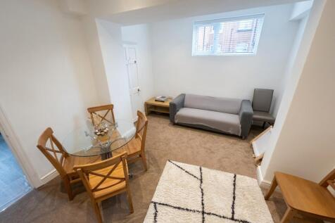 63 Eagle Street, Leamington Spa photo 3