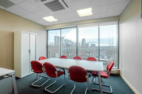 Office to rent Image 7