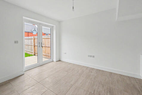 Sugar Beet Avenue, Allscott, Telford, TF6 5FH photo 3
