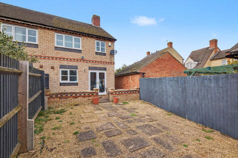 Rear Garden - Ang...
