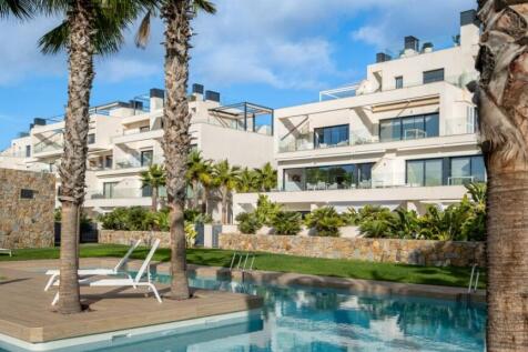 Las Colinas Golf Resort penthouse