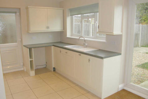 HIGH ROAD, Broxbourne, EN10 photo 4