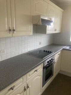kitchen at 4 newlands.jpg
