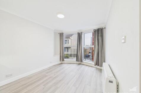 Crescent Road, Worthing photo 3