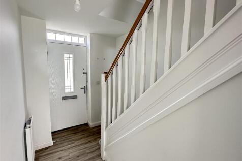Orient Close, Yarm photo 3
