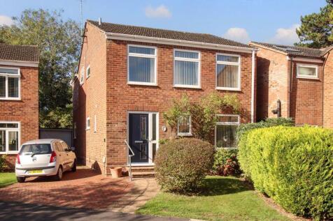 Tring, HP23 - property photo