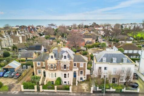 Dover Road Walmer2.jpg