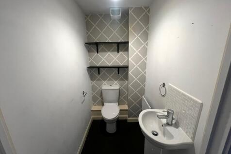 Wood Street, Patchway photo 4