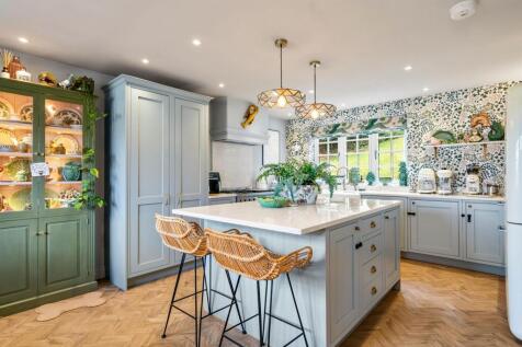 8-web-or-mls-GREEN GATE FINISHED EDITS-8.JPG