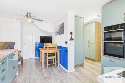 CAM03663G0-PR0139...