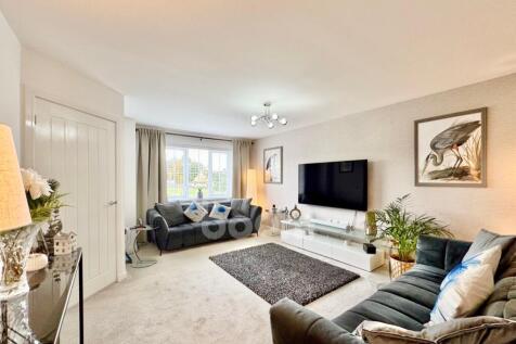 Colville Crescent, Glengarnock lounge