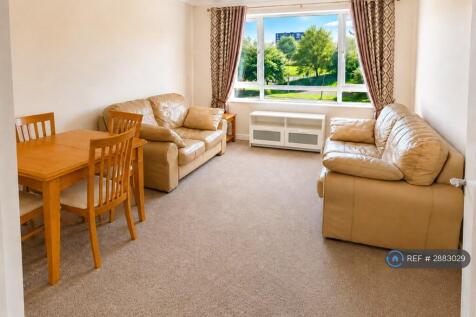 Living Room / Lounge &amp; Dining Area