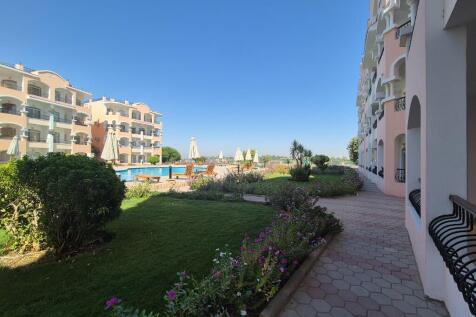 pool &amp; Nile view 