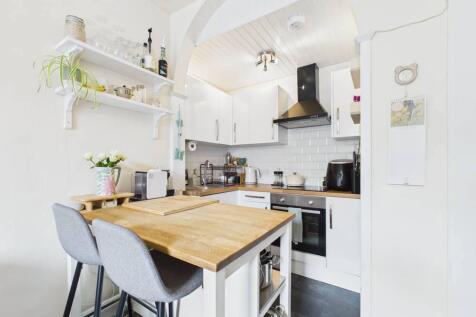 Bryson Road, Edinburgh, Midlothian, EH11 photo 3