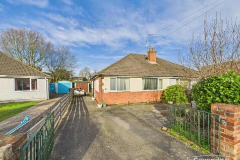 Mold, CH7 - property photo