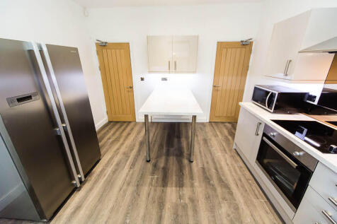 Lucas Street, Woodhouse, Leeds, LS6 2JD photo 3
