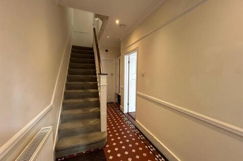 Hallway.jpg