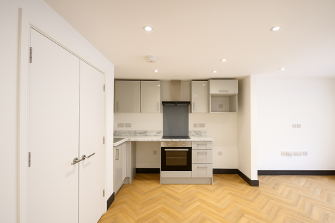1-bed flat on Byron Street, Leicester, £895/mo
